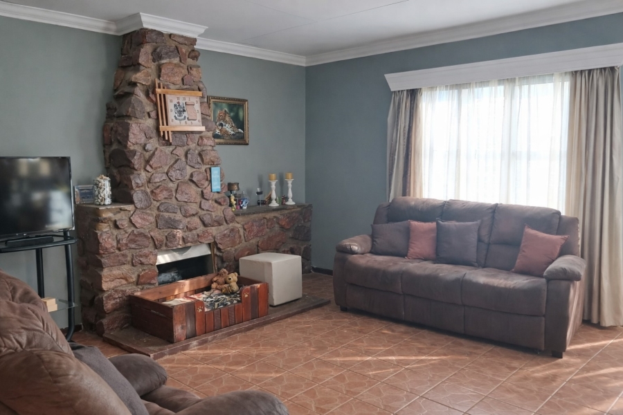 3 Bedroom Property for Sale in Meiringspark Ext 2 North West